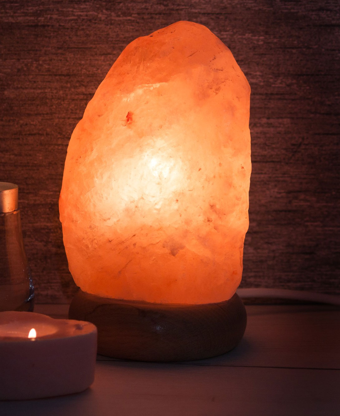 Your Guide To Salt Lamps: Benefits & Aesthetics